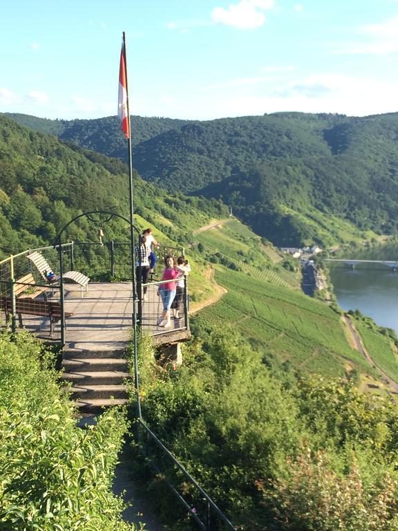 Gaestehaus Am Roemerbad Целль-ан-дер-Мозель Экстерьер фото